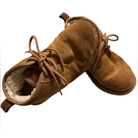 UGG womens Neumel Boot Sherpa lined - Picture 2 of 11